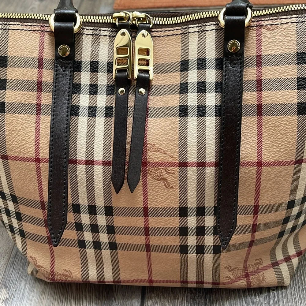 Authentic Burberry Plaid Haymarket Salisbury Tote Shoulder Bag Double Handle - Picture 5 of 17